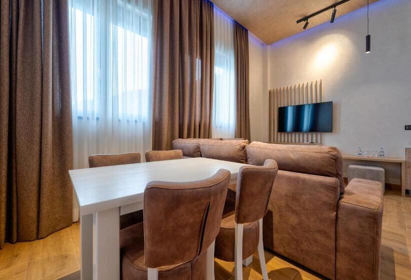 آپارتمان سوپریور 1 خوابه, Aria