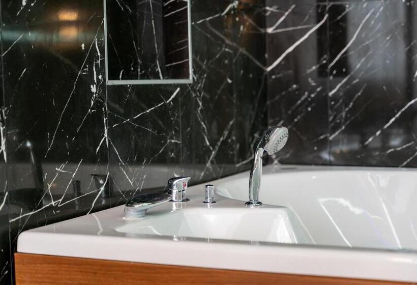 آپارتمان لوکس 1 خوابه, Aria