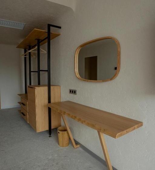 اتاق لوکس, Marine Residence