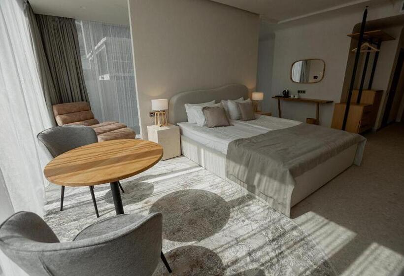 اتاق استاندارد با چشمانداز دریا, Marine Residence