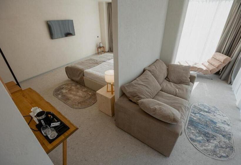 اتاق استاندارد با چشمانداز دریا, Marine Residence