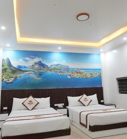 اتاق لوکس چهار تخته, Ngọc Sơn