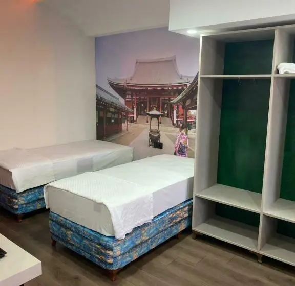 Perhejuniorsviitti, Ofuro World Hotel Spa