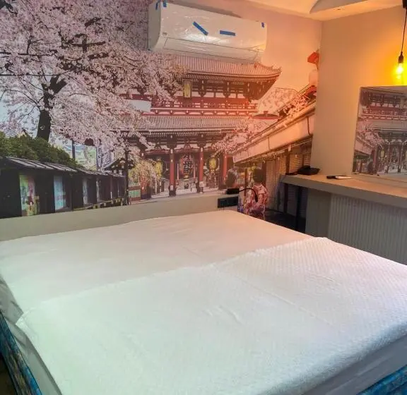 Perhejuniorsviitti, Ofuro World Hotel Spa