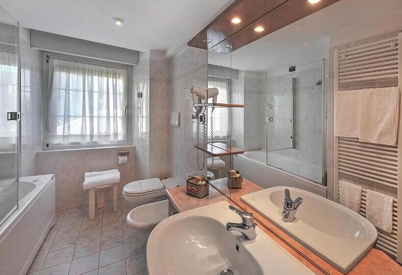 سوییت جونیور, Al Posta Hotel 1899