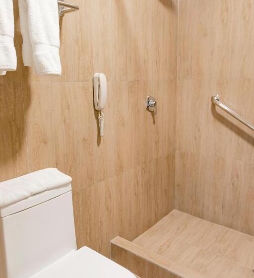 Номер Стандарт, Costa Del Sol Wyndham Tumbes