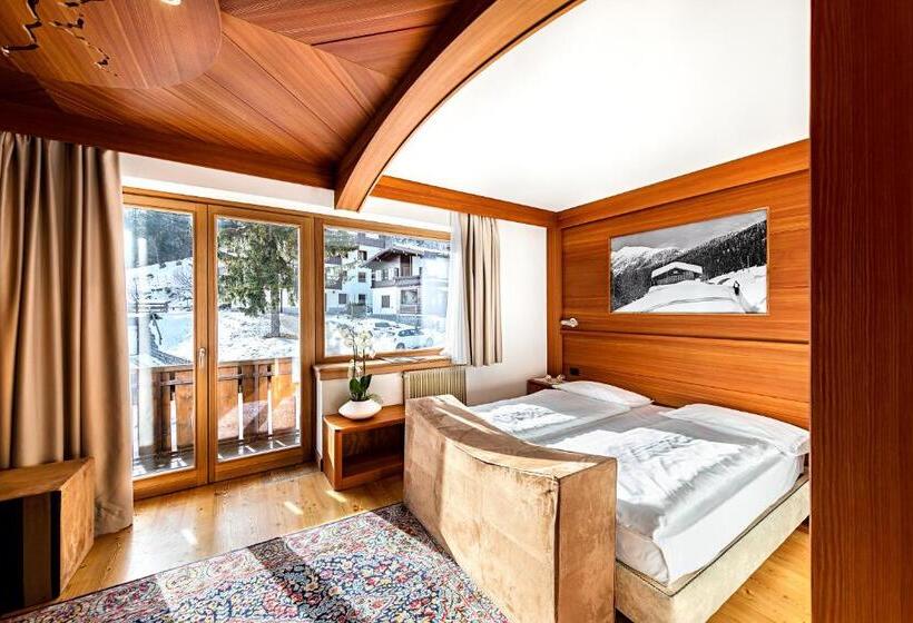 スタンダードルーム, Dahu