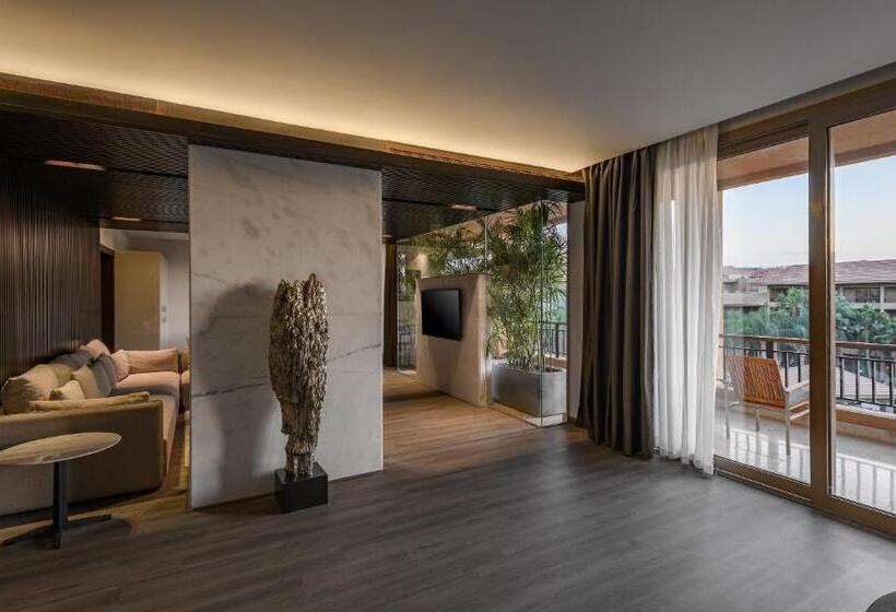 سوئیت با چشم‌انداز, Dusit Thani Lakeview Cairo