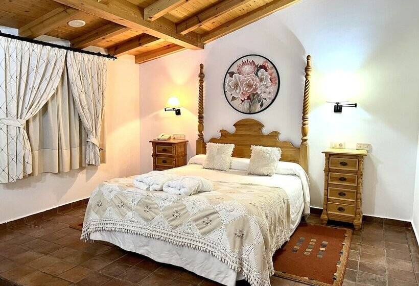 חדר סופריור, El Curro