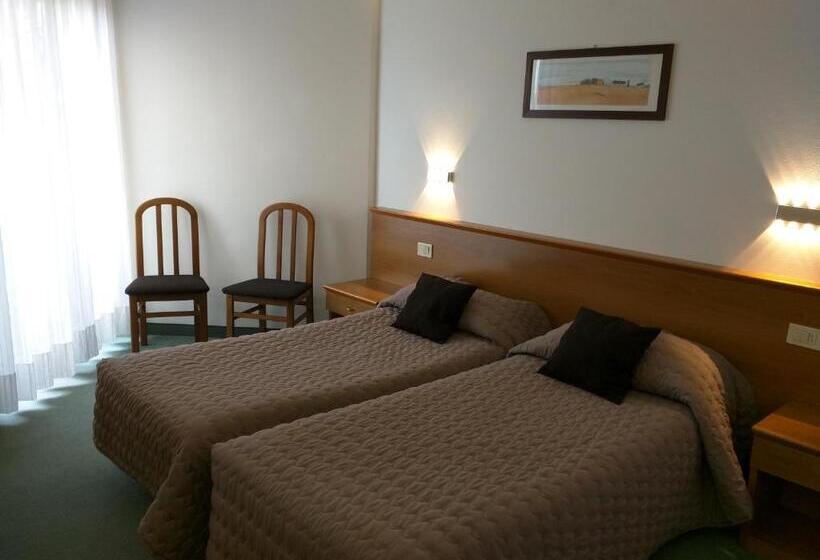 エコノミールーム, Everest Arco