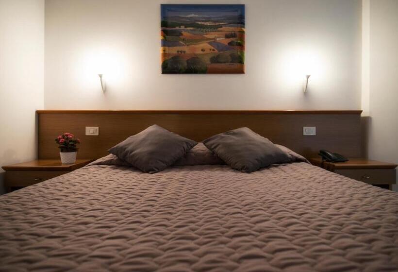 シングルデラックスルーム, Everest Arco