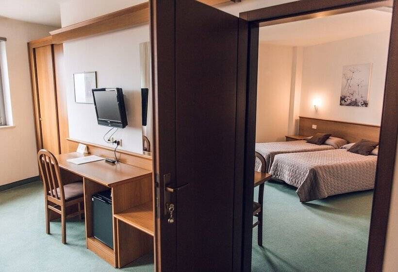 ファミリールーム, Everest Arco