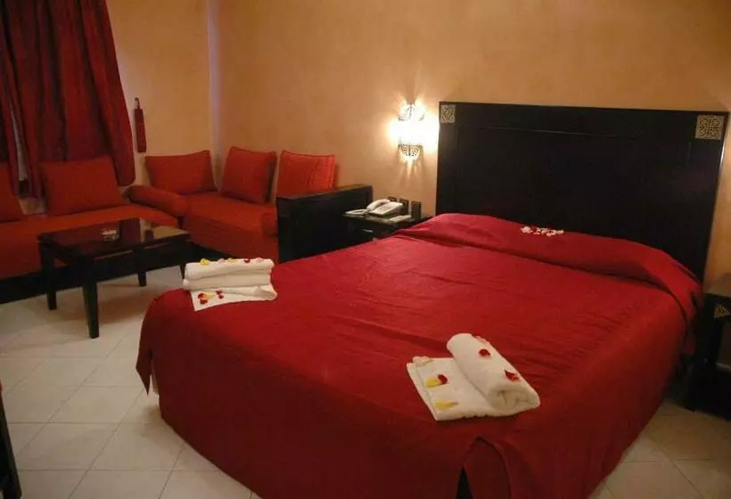 اتاق استاندارد سه نفره, Mont Gueliz