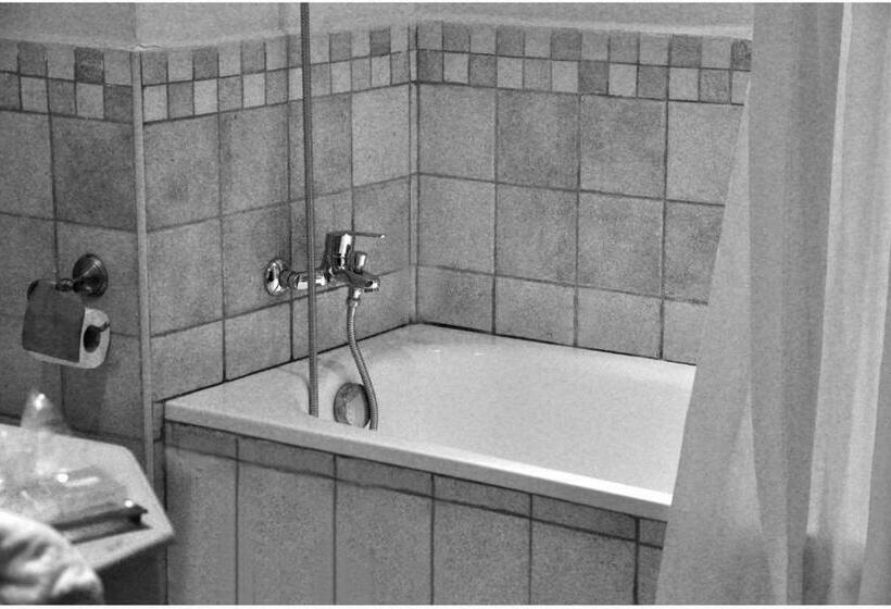 Quarto Triplo Standart, Mont Gueliz