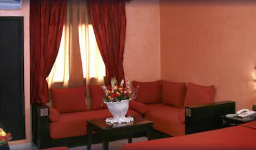 Quarto Triplo Standart, Mont Gueliz