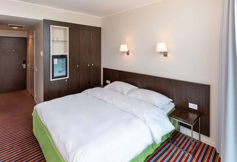 اتاق استاندارد, Park Inn By Radisson Meriton Conference & Spa Hotel Tallinn