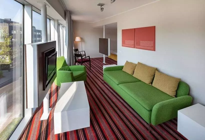 سوییت جونیور, Park Inn By Radisson Meriton Conference & Spa Hotel Tallinn