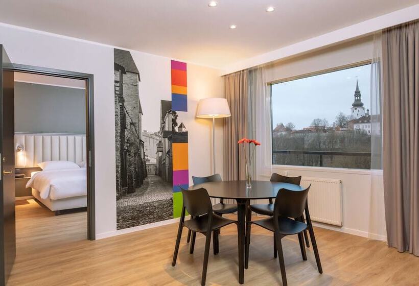 سوییت, Park Inn By Radisson Meriton Conference & Spa Hotel Tallinn