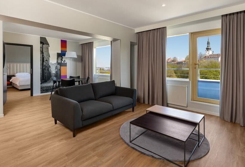 سوییت, Park Inn By Radisson Meriton Conference & Spa Hotel Tallinn