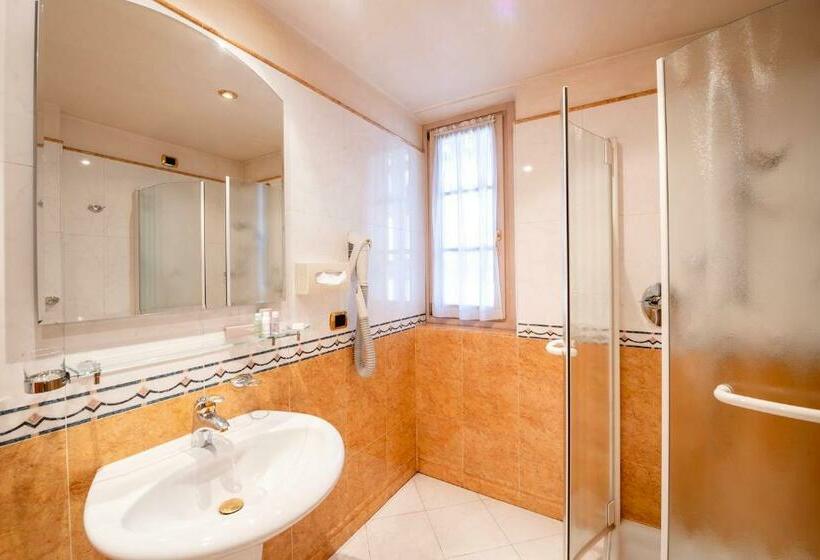 舒适型房间, Relais Orsingher