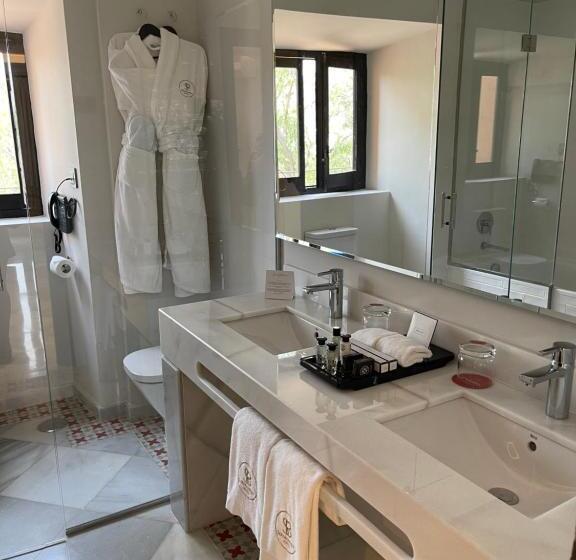 سوئیت جونیور با تراس, Soho Boutique Castillo De Santa Catalina   Adults Recommended