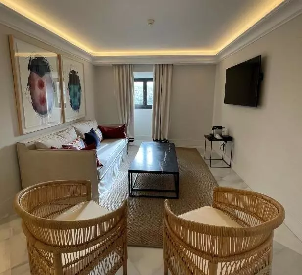 سوئیت جونیور با تراس, Soho Boutique Castillo De Santa Catalina - Adults Recommended