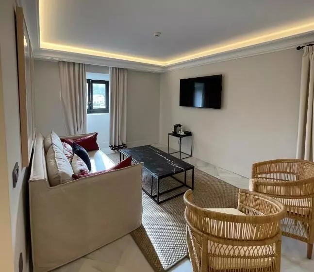 سوئیت جونیور با تراس, Soho Boutique Castillo De Santa Catalina - Adults Recommended