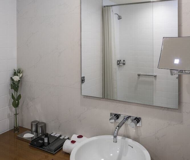 استودیوی استاندارد, The Park Navi Mumbai