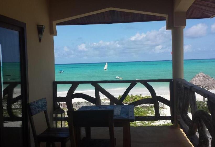 海景豪华三人间, White Sands