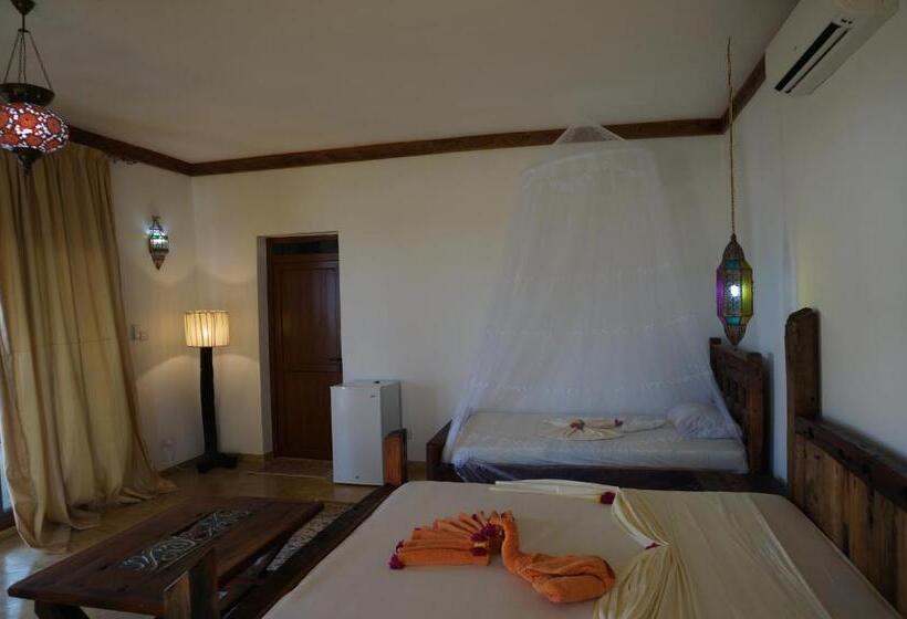 海景豪华三人间, White Sands