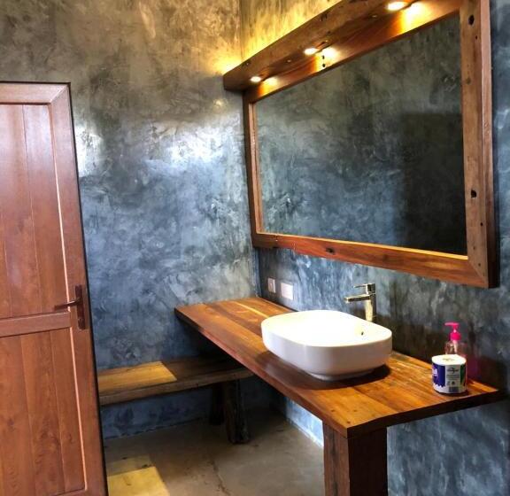 家庭海景房, White Sands