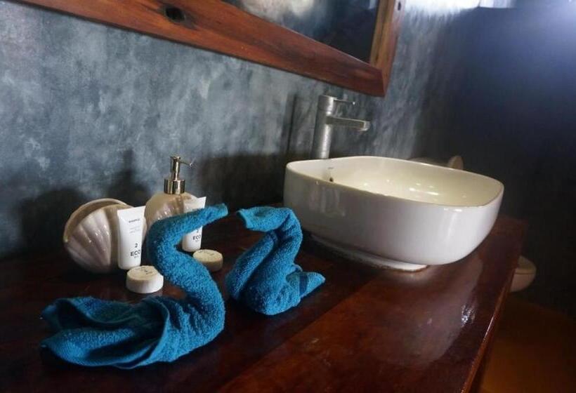 家庭海景房, White Sands