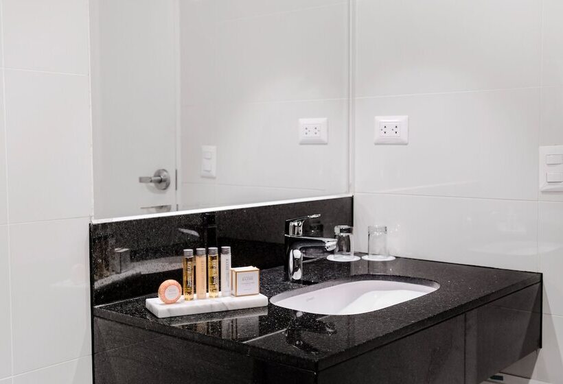 اتاق استاندارد, Costa Del Sol Wyndham Tumbes