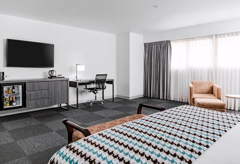 سوییت, Costa Del Sol Wyndham Tumbes