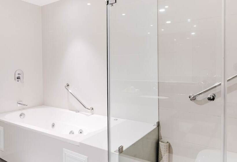 سوییت, Costa Del Sol Wyndham Tumbes