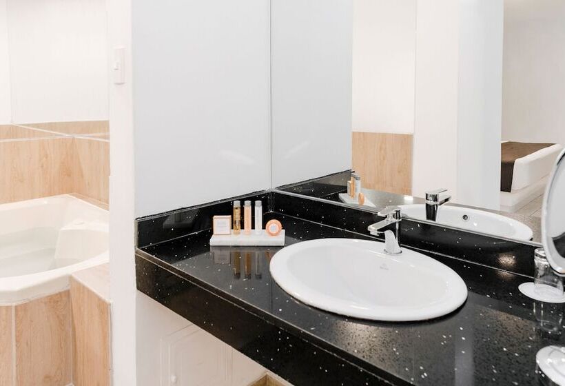 اتاق سوپریور, Costa Del Sol Wyndham Tumbes