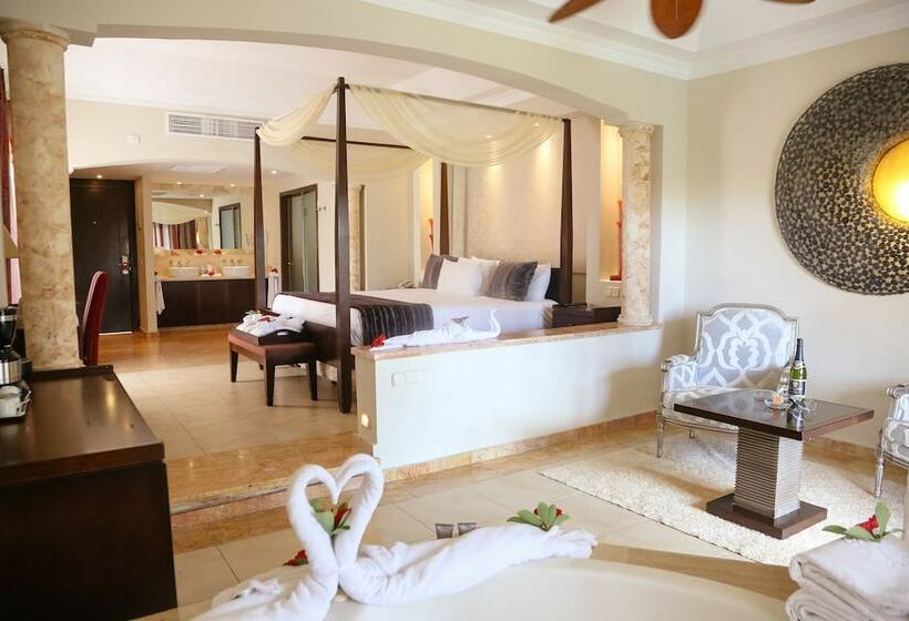 Полулюкс с Гидромассажем, Majestic Elegance Punta Cana - All Inclusive