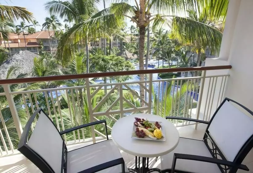 سوئیت جونیور با ماساژ آبی, Majestic Elegance Punta Cana - All Inclusive