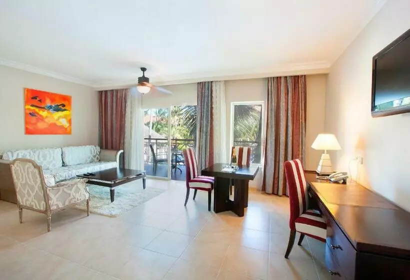 سوئیت با وان آب گرم, Majestic Elegance Punta Cana - All Inclusive