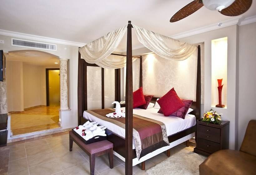 Люкс с гидромассажем, Majestic Elegance Punta Cana - All Inclusive