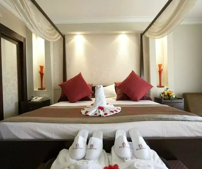 سوئیت با وان آب گرم, Majestic Elegance Punta Cana - All Inclusive