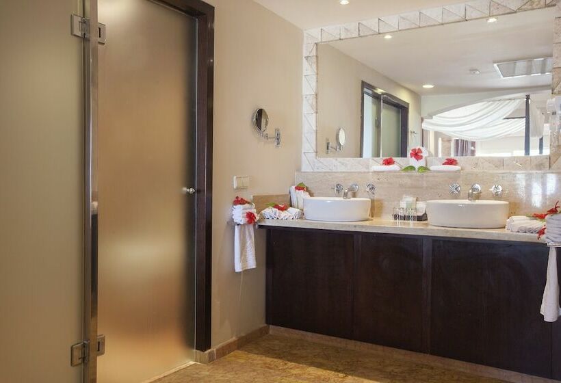 Клубный люкс с видом на море, Majestic Elegance Punta Cana - All Inclusive