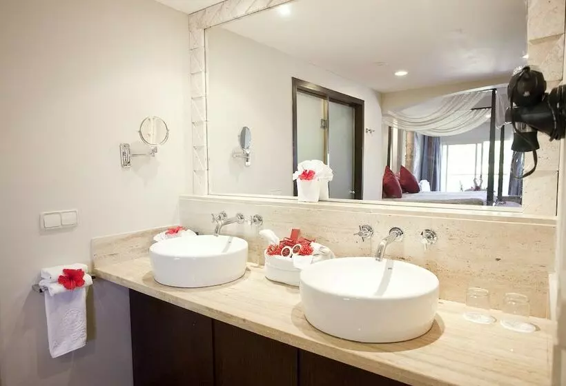 سوئیت کلوب با چشمانداز دریا, Majestic Elegance Punta Cana - All Inclusive