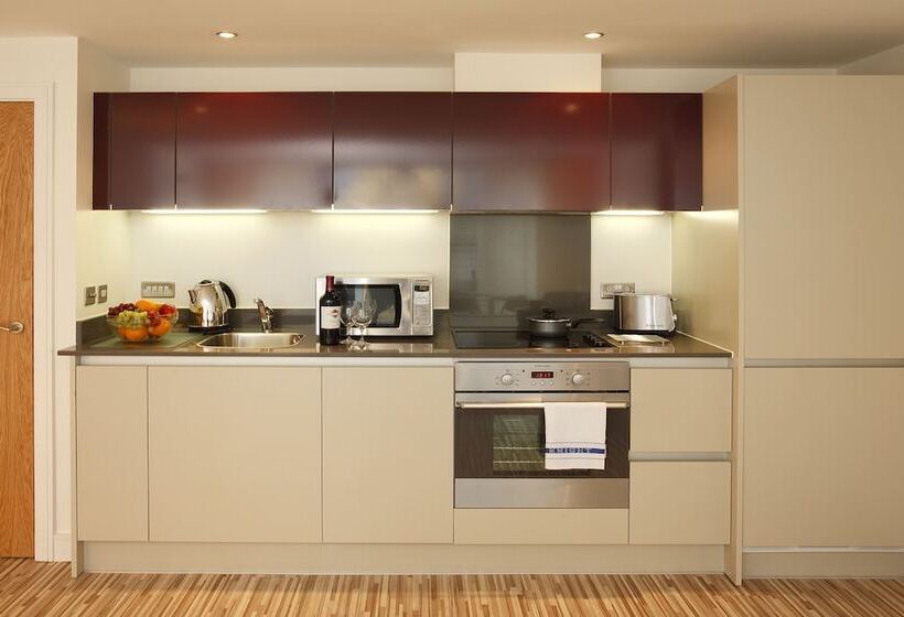 آپارتمان 2 خوابه, Saco Holborn – Lamb’s Conduit St