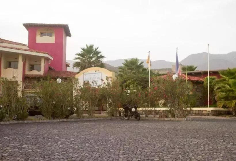 اتاق استاندارد یک نفره, Santantao Art Resort