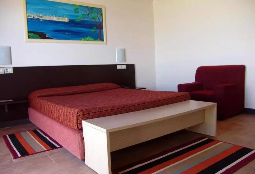 اتاق استاندارد, Santantao Art Resort