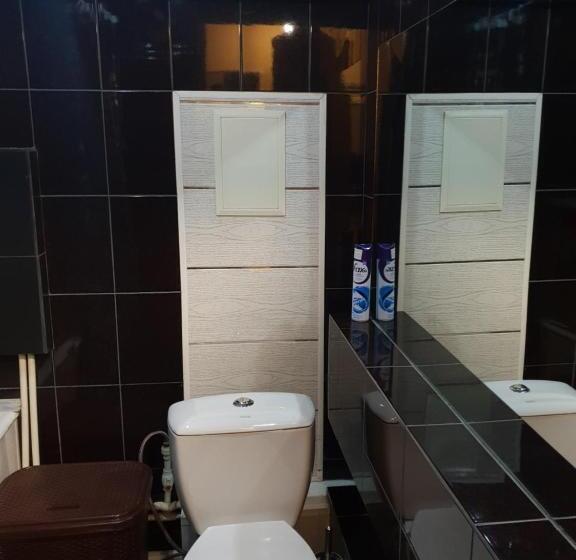 اتاق استاندارد, Status House