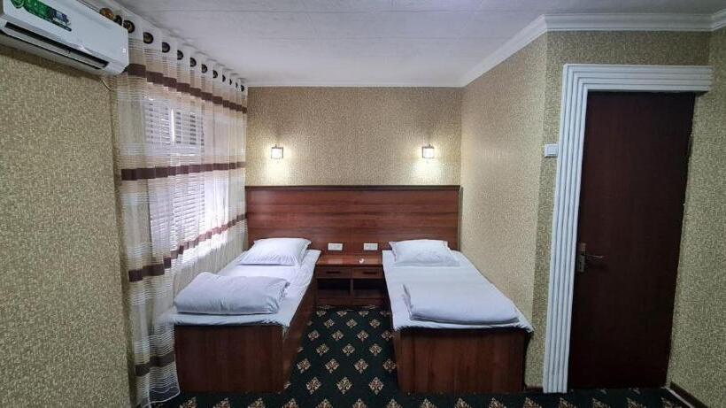 اتاق استاندارد, Status House