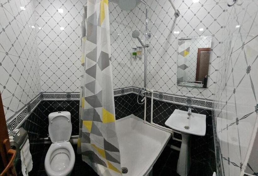 آپارتمان 2 خوابه, Status House