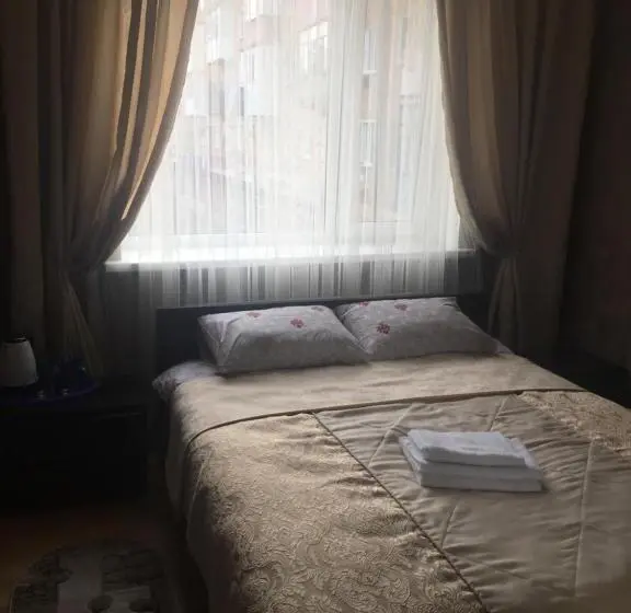 エコノミールーム, Europe